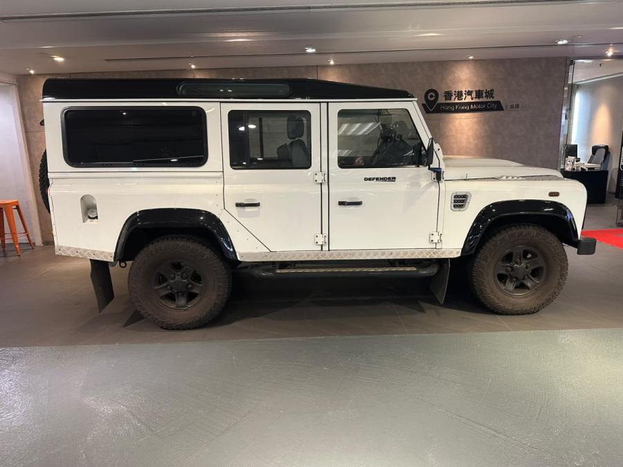 Defender 110 - Image 2